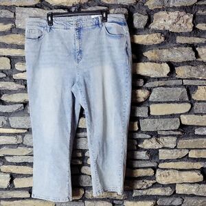 Style & Co. Light Wash Wide Leg Cropped Jeans Size 18 W